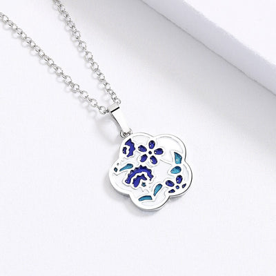 Flower Pendant Necklace